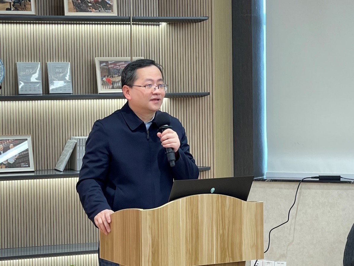 图片2-威廉体育williamhill官网副校长 朱新远.jpg