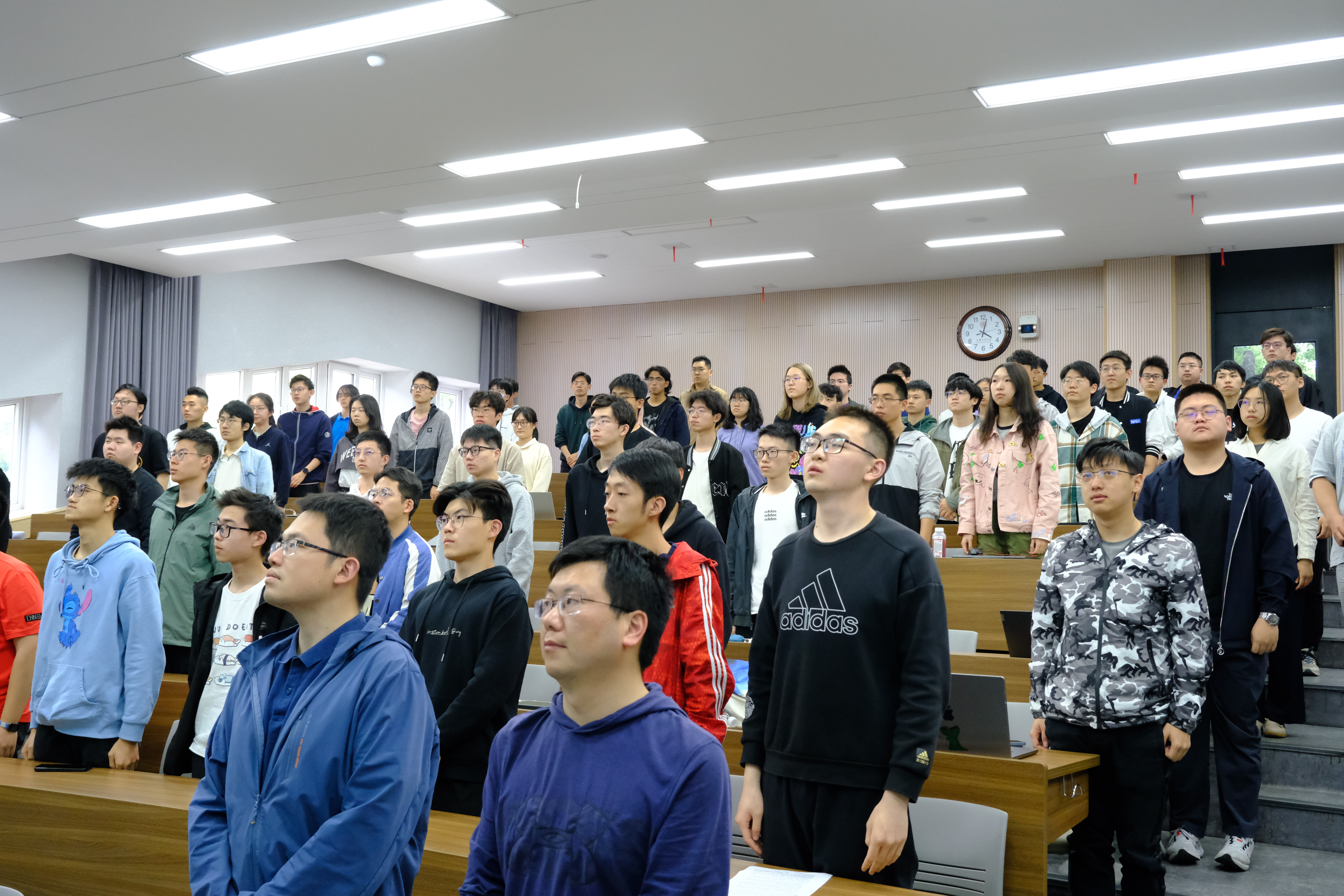 图9.JPG